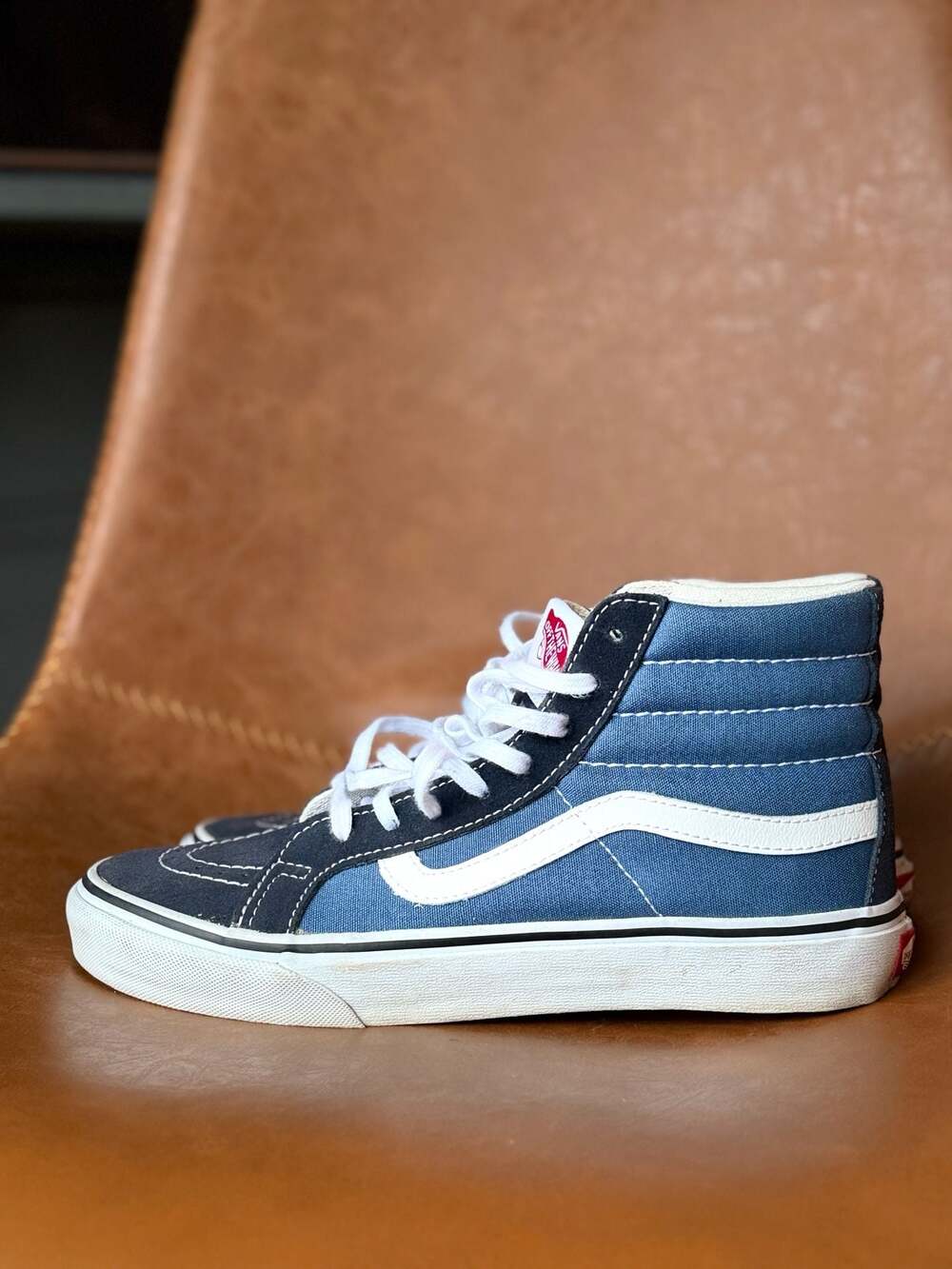 Vans Sk8-Hi Shoes in Navy Blue and Black Suede. Men’s 6.5 / Ladies 8